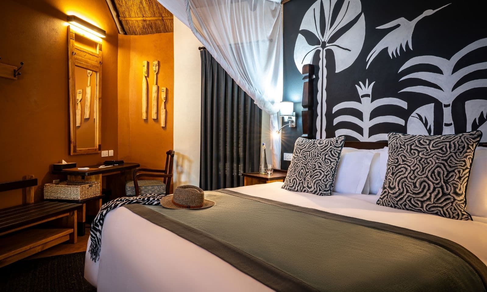 Albida king-size bed